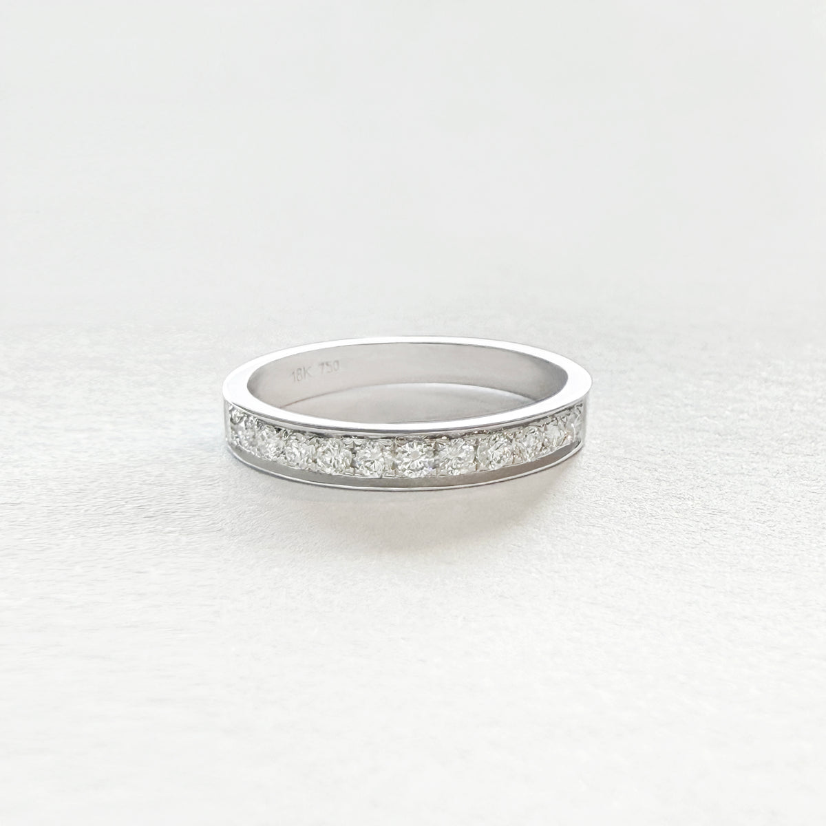 Natural Diamond Band Ring in 18K White Gold #363
