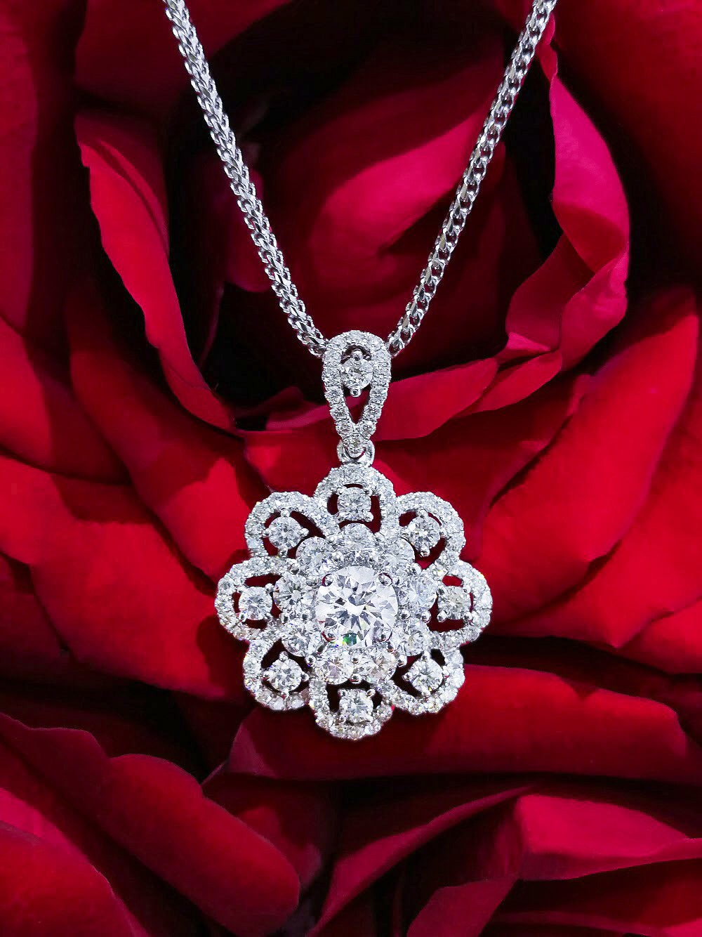 GIA Center Diamond Flower Pendant in 18K White Gold #375