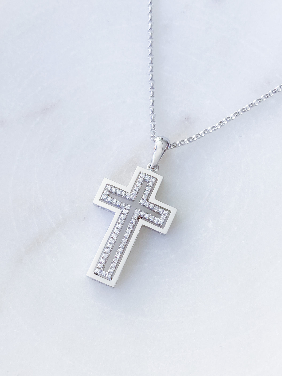 Diamond Cross Pendant in 18K White Gold #221