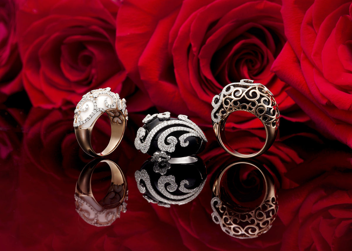(SOLD) Black Onyx Diamond Ring with Rose Gold #108